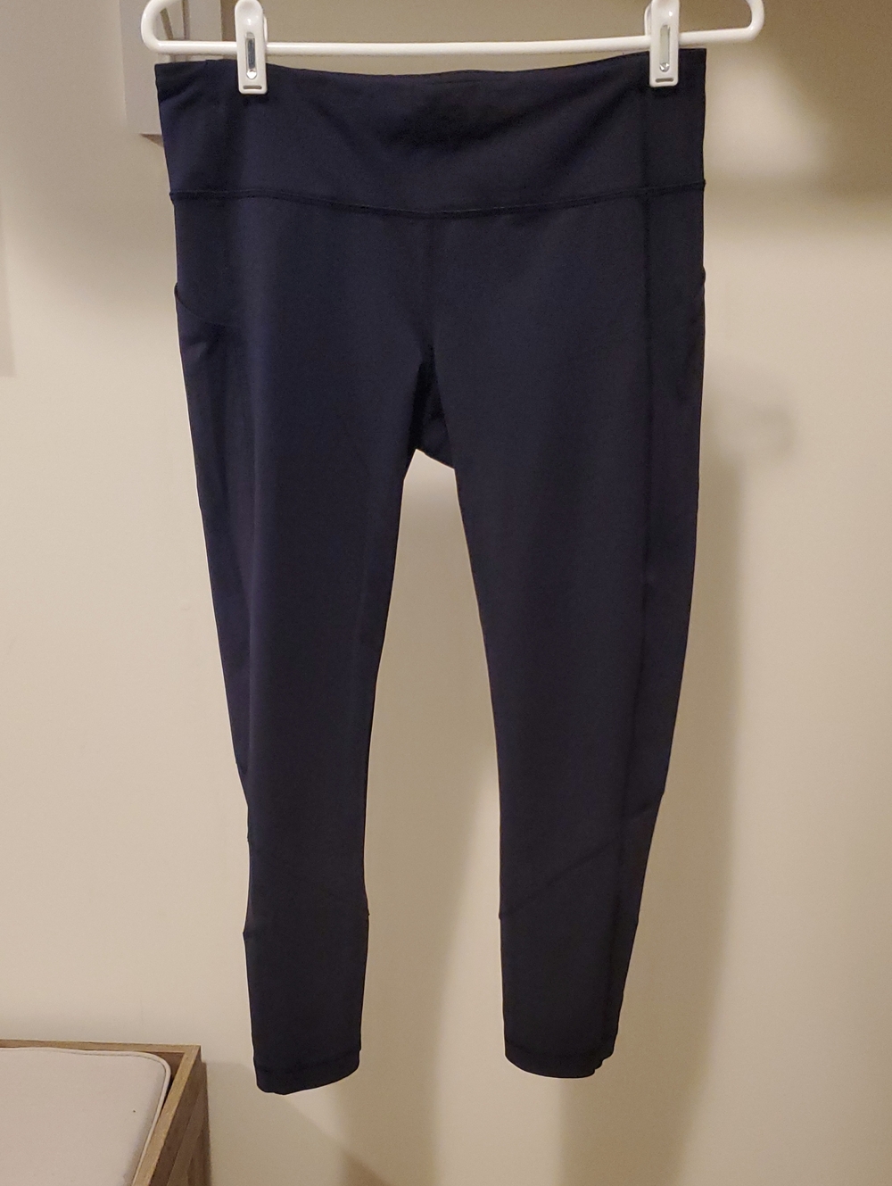 Lululemon Pace Rival Crop 22" Inseam Midnight Navy Sz 8 W6F41S Like New